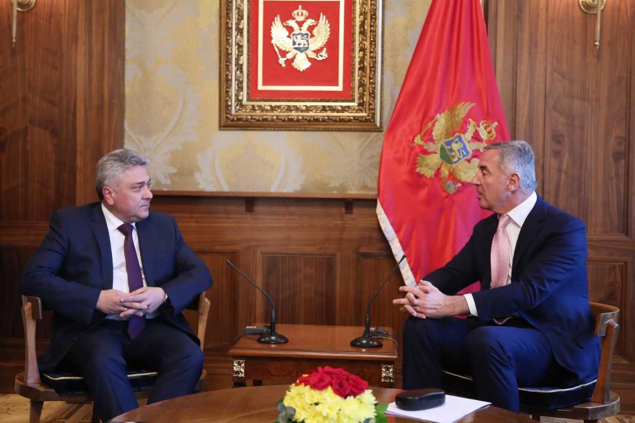 Посланик Стефан Димитров връчи акредитивните си писма на президента на Черна гора Мило Джуканович  